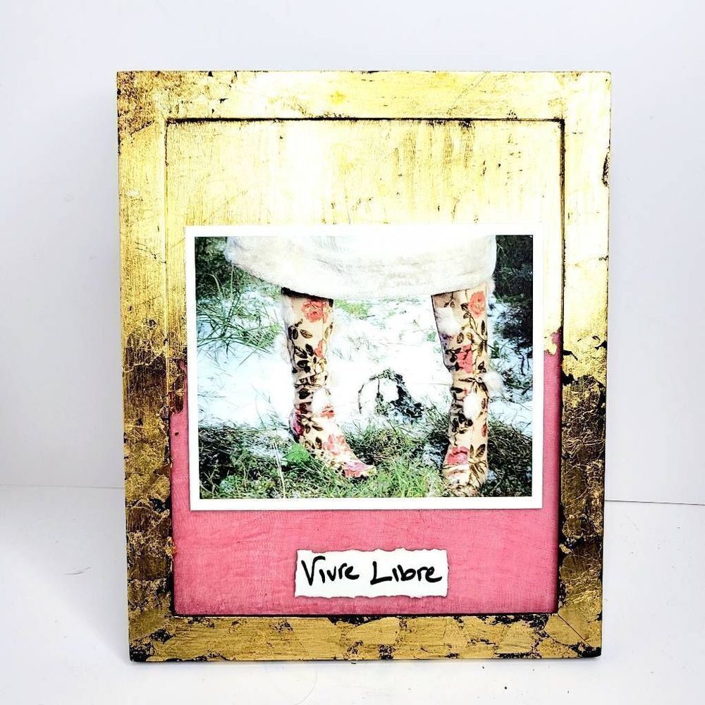 Handmade art "live free"